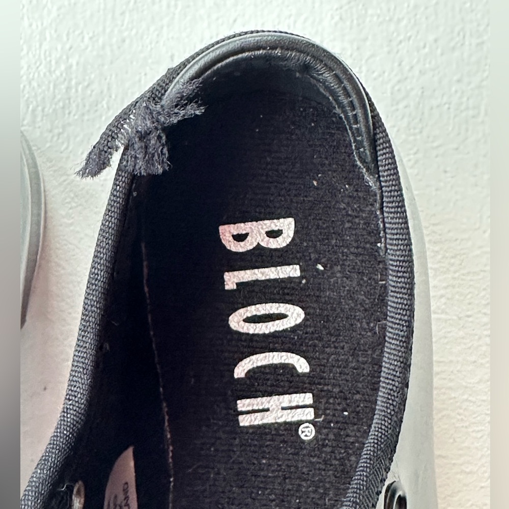 Bloch Childrens Annie Tyette Tap Shoes size 9.5 - Picture 3 of 8